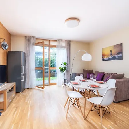 Spacious In A Park Zone With The Private Terrace Appartement *