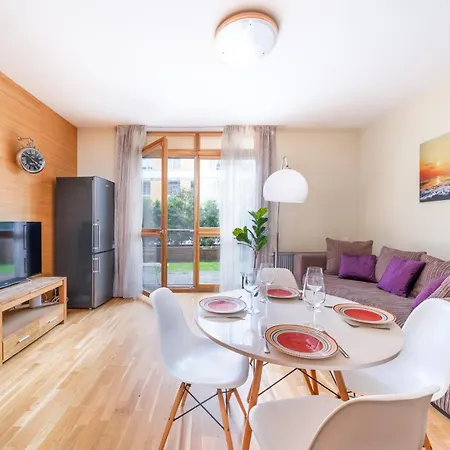 Spacious In A Park Zone With The Private Terrace Appartement *
